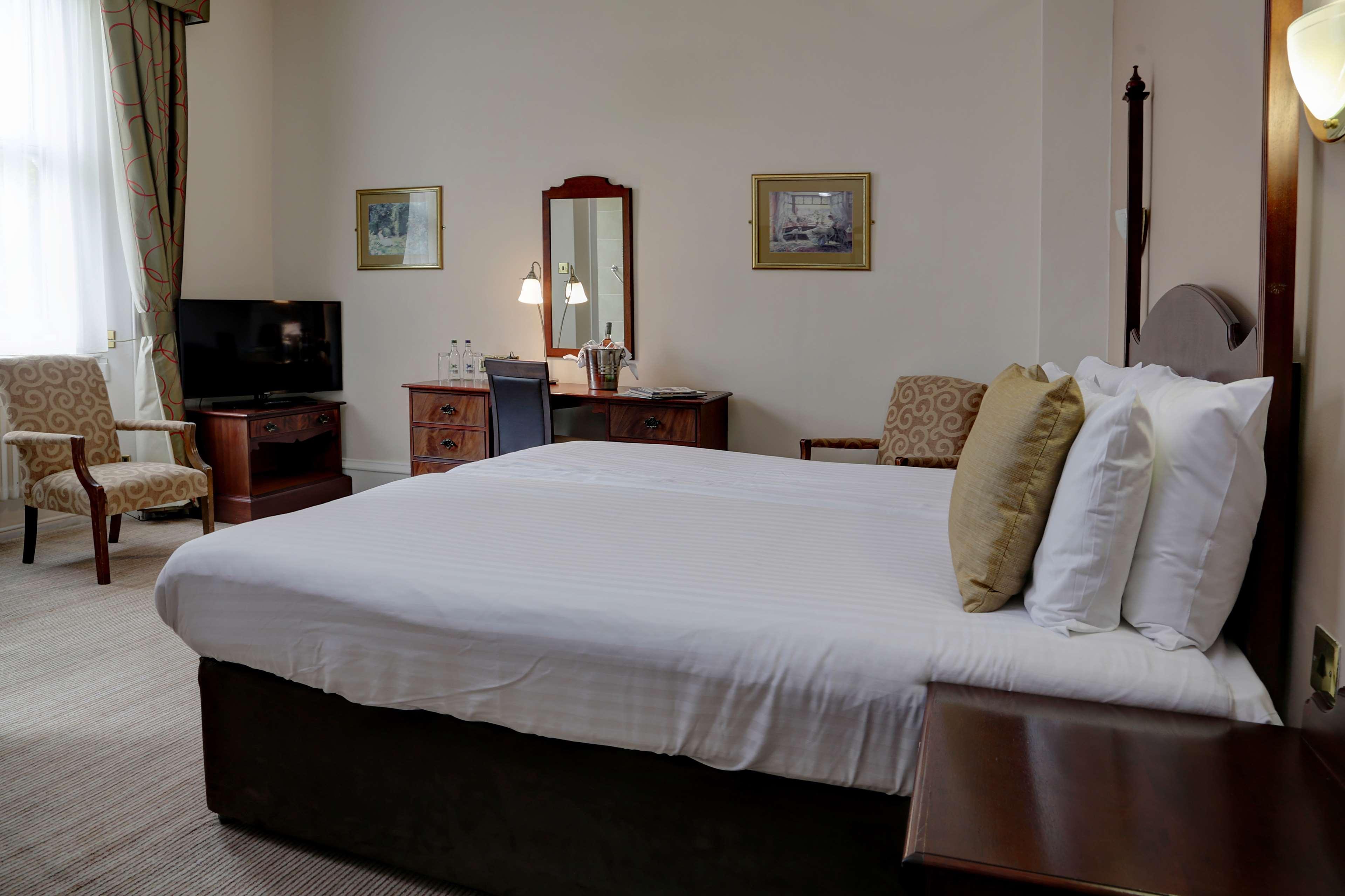 Best Western Plus Philadelphia Airport South - At Widener University Честър Екстериор снимка