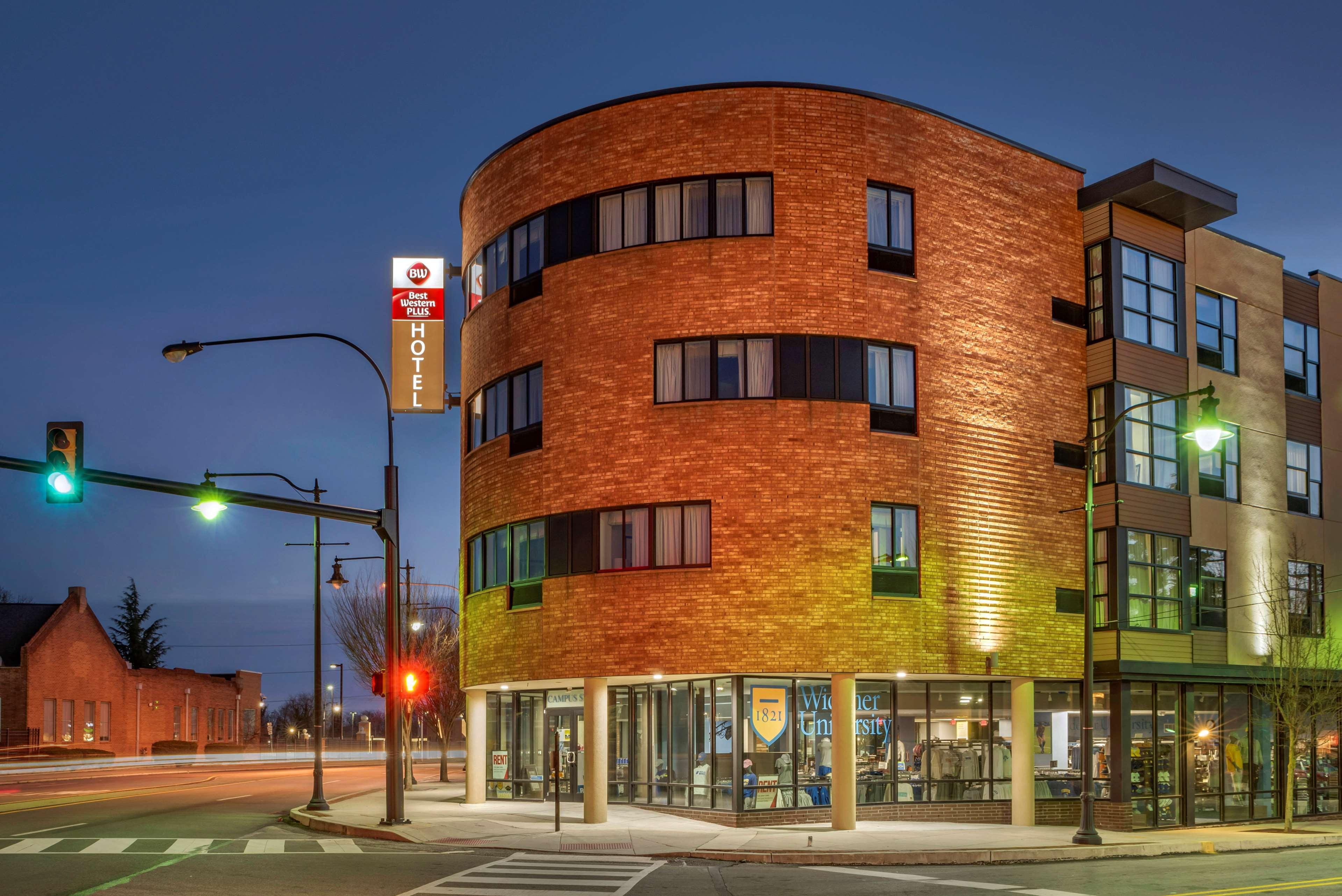 Best Western Plus Philadelphia Airport South - At Widener University Честър Екстериор снимка
