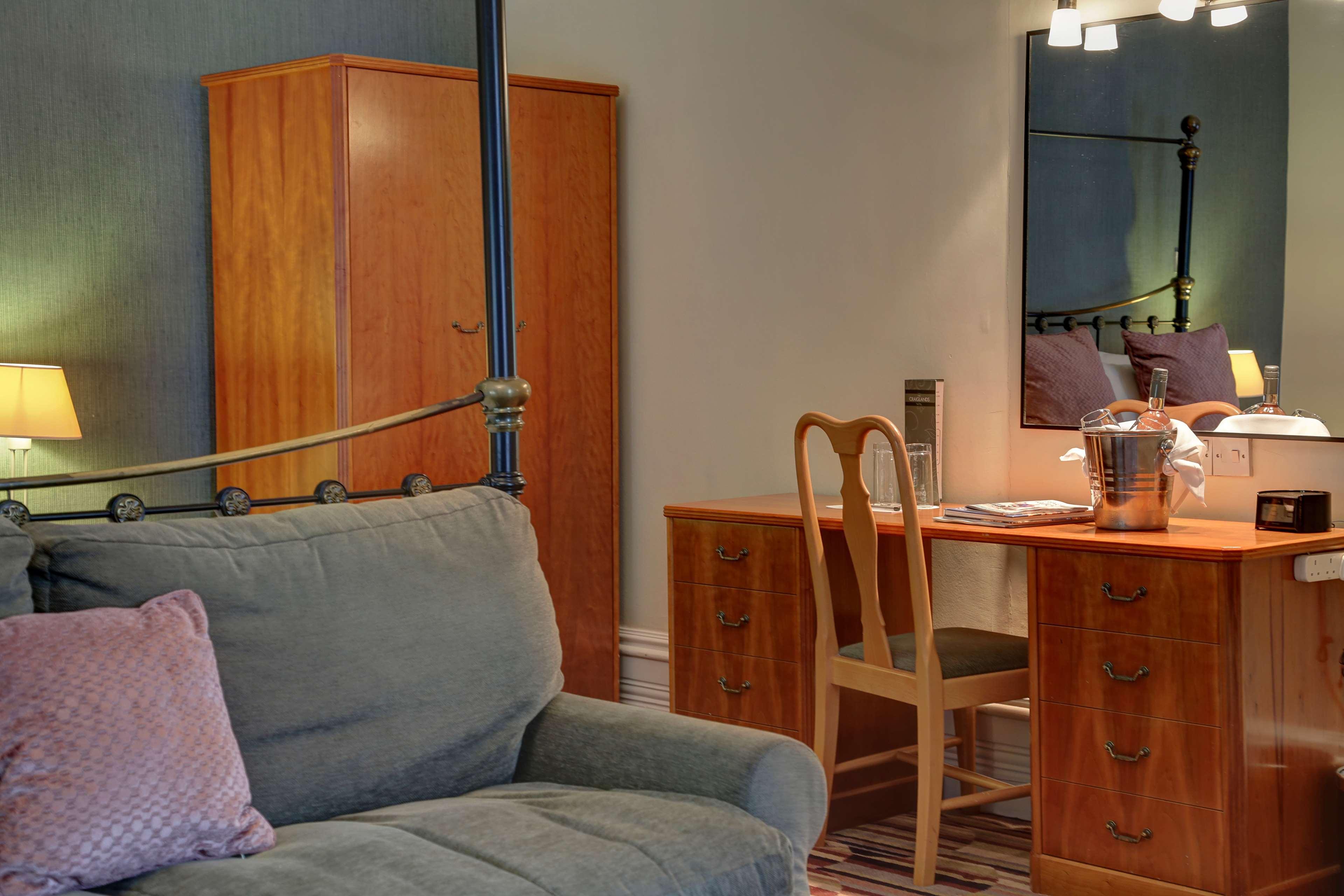 Best Western Plus Philadelphia Airport South - At Widener University Честър Екстериор снимка